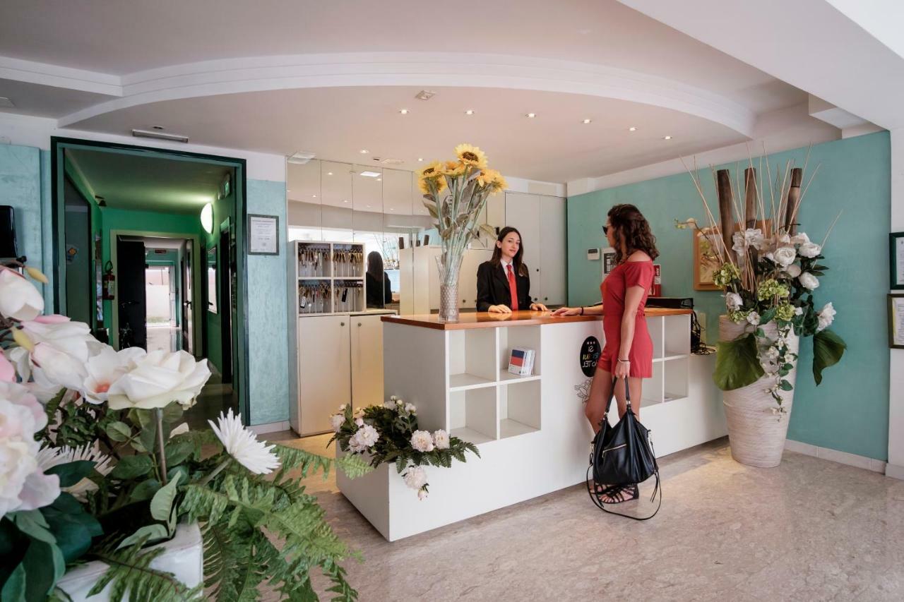 Si Rimini Hotel Exteriér fotografie